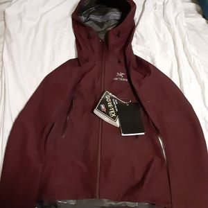 Arc'teryx Gore-Tex Beta SL Hybrid Jacket